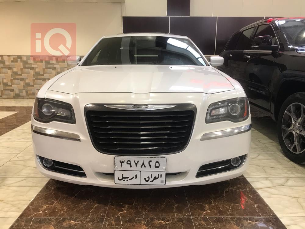 كرايسلر 300